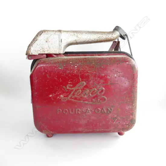 LESCO POUR-A-CAN VINTAGE PETROL CAN