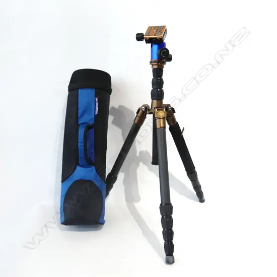 3LT TRIPOD IN BAG X1.1 BRIAN CARBON FIBRE