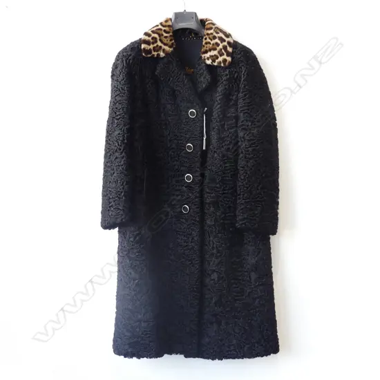 VINTGE BLACK ASTRAKHAN FUR COAT WITH LEOPARD COLLAR
