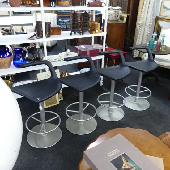 4 ITALIAN COLICO DESIGN BAR STOOLS DESIGNED BY FAUSTO DI MARTINO