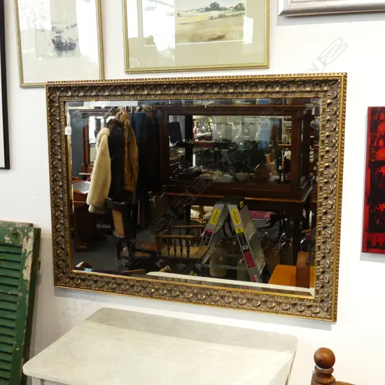 LG GILT FRAMED MIRROR 900x1200mm
