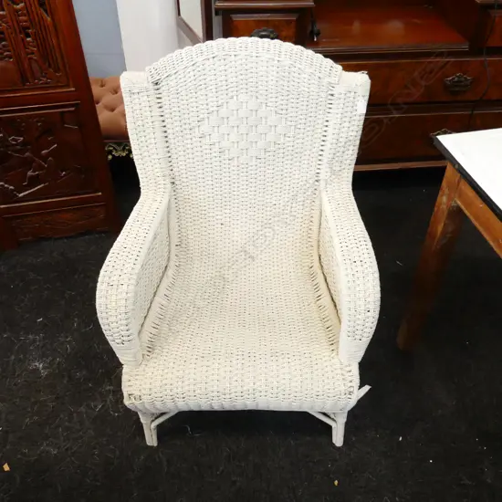 PAINTED SEAGRASS CHAIR