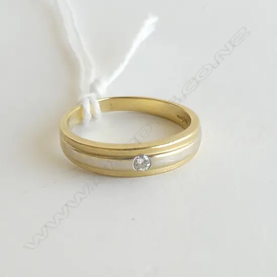18CT DIAMOND SOLITAIRE RING 3.48gm SIZE N