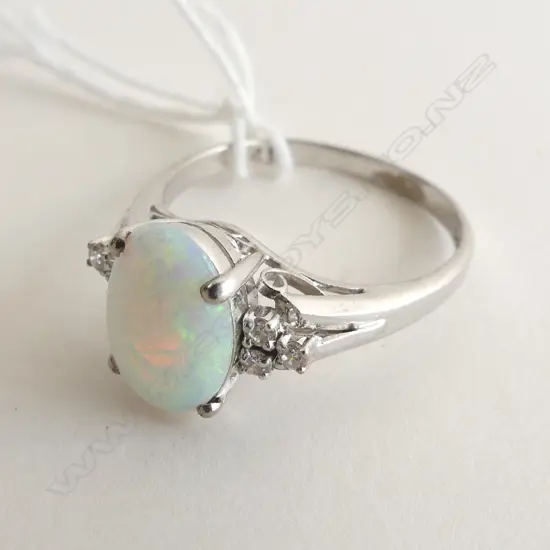 14CT WHITE GOLD, OPAL AND DIAMOND RING SIZE P