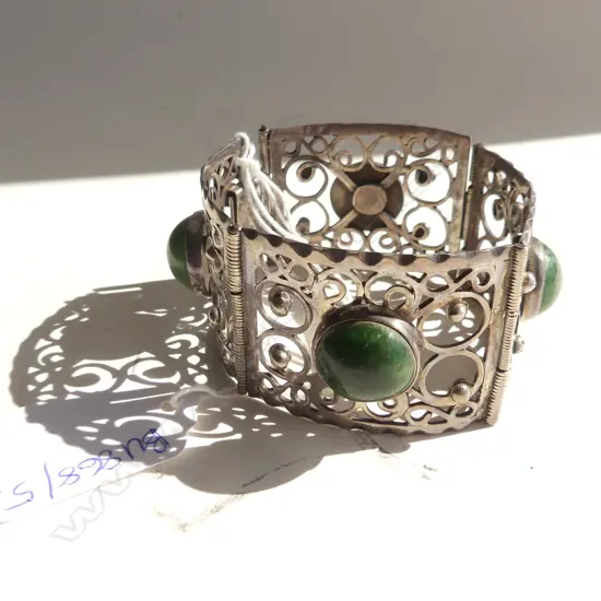 SILVER & JADE? BANGLE 