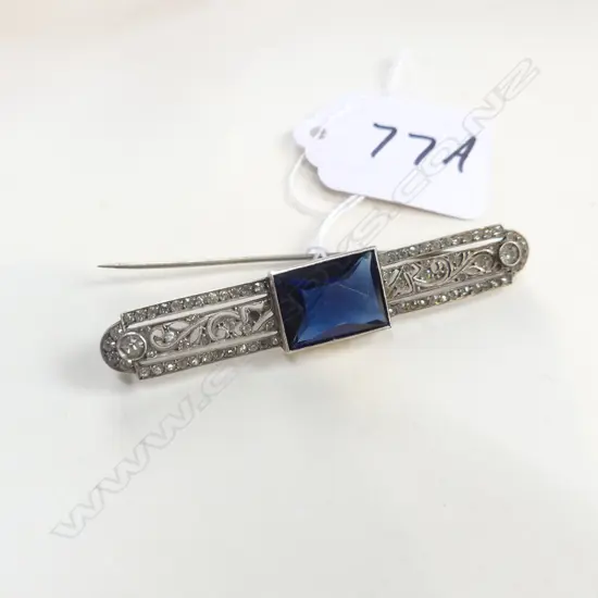 BELLE EPOQUE SILVER & PASTE LGE BAR BROOCH 2 stones missing L.68mm