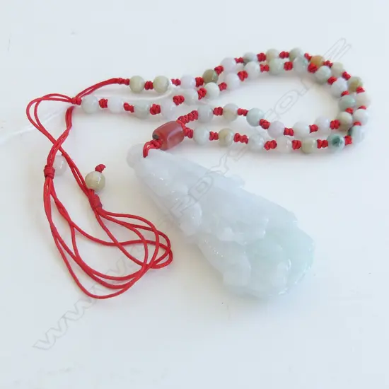 ORIENTAL JADE NECKLACE w. TEAR DROP PENDANT L.65mm