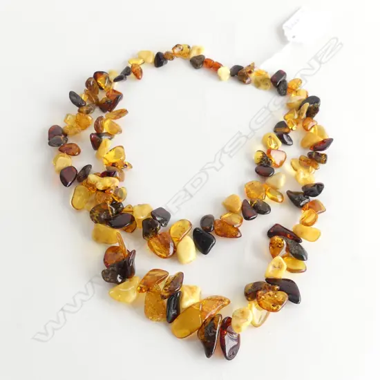 VINTAGE DOUBLE STRAND AMBER NECKLACE **RTV**