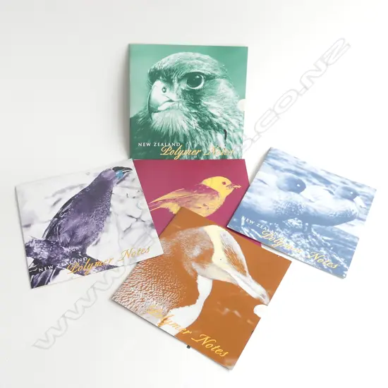 NZ BANKNOTE PACKS; 1999 2X $100 + $50 + $20 + $10 +$5