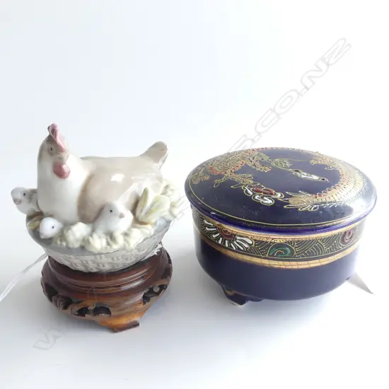 NAO HEN & CHICKENS W WOODEN STAND H. 110MM & SM COBALT TRINKET DISH W GOLD DRAGON  DIA 100MM