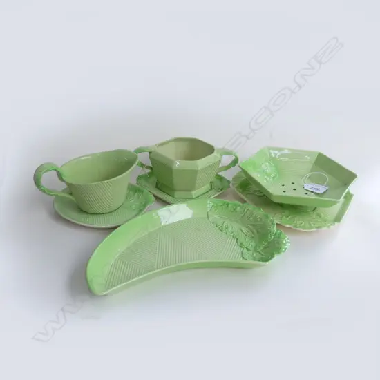 ASS CARLTON WARE ART DECO LETTUCE LEAF DISHES C1940-50's, SM DISHES, JUGS ETC.. SOME A/F