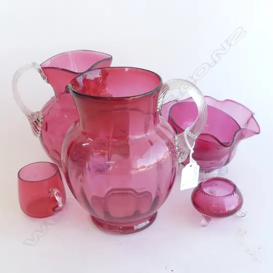 6 PCES RUBY / CRANBERRY GLASS' 2 JUGS, 2 BOWLS, SALT & MINI MUG
