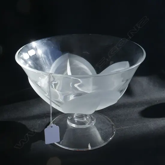 J G DURAND FLORENCE FOOTED BOWL - FROSTED PETAL SHAPE PATTERN  DIA 230MM