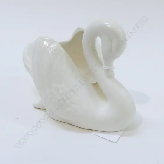 CROWN LYNN SMALL SWAN L.140mm