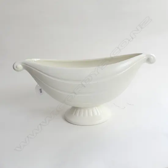 CROWN LYNN WHITE URN VASE #671 W.370mm