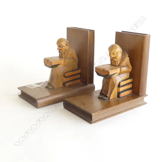 PR CARVED WOODEN ORIENTAL BOOK ENDS 