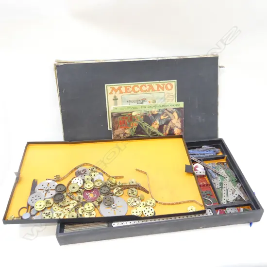 ORIGINAL BOXED MECCANO SET 