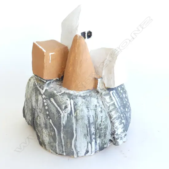 SCUPTURAL POTTERY WORK BY BARRETT HEGAN,H.240mm