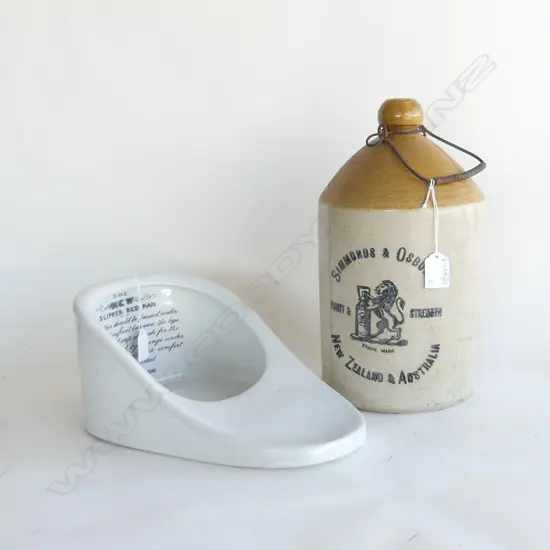 VINTAGE CROCK 'SIMMONDS & OSBORNE' H.320mm + SLIPPER BED PAN