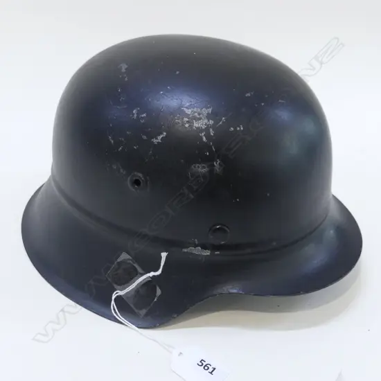 VINTAGE GERMAN HELMET 