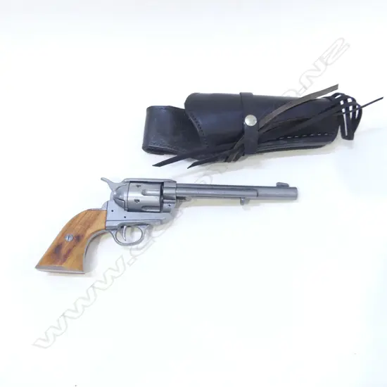 REPLICA COLT 45 PISTOL + HOLDER