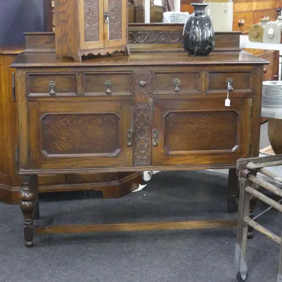 EARLY 20thC JACOBEAN STYLE OAK BUFFET SIDEBOARD 1210x445x1060mm
