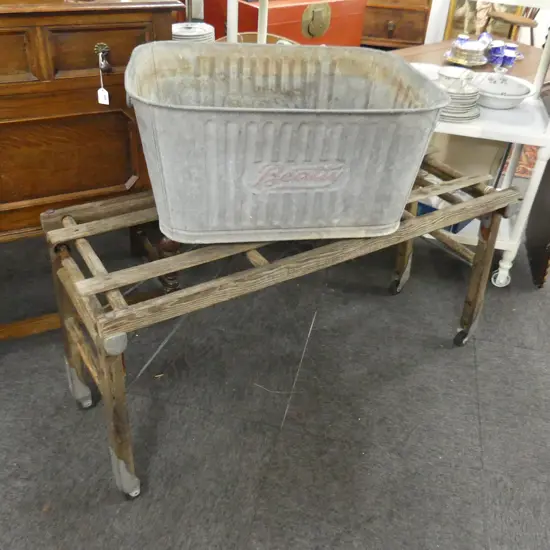 VINTAGE LAUNDRY TUB BENCH + 'BEATTY' METAL TUB 610x455x290mm