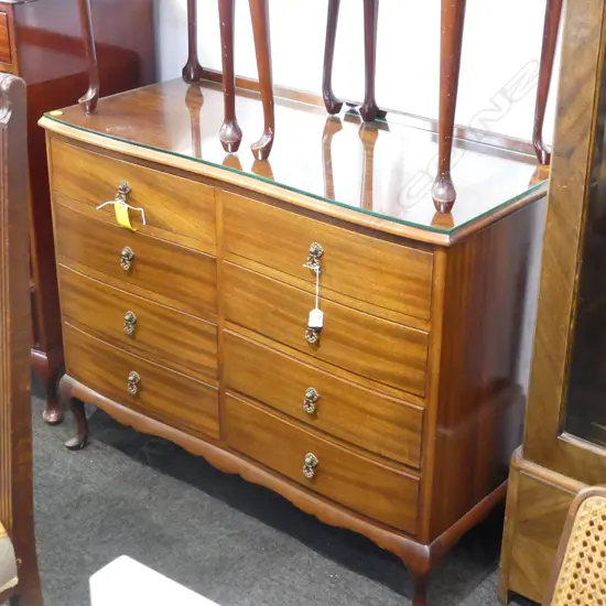 QUEEN ANNE STYLE 8 DRAWER DRESSER - GLASS TOP 1070x480x860mm