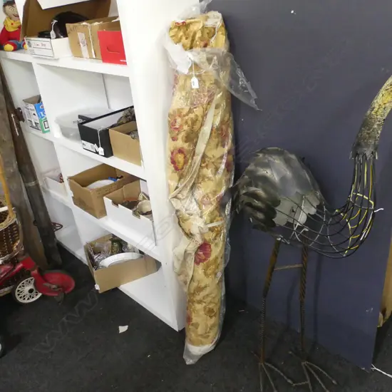 APPROX 30 M ROLL VINTAGE FLORAL LINEN CURTAIN FABRIC