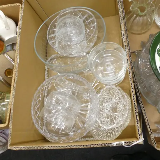 BOX ASST GLASS; BOWLS ETC..