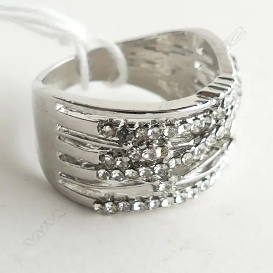 SILVER COLOUR MODERN DIAMANTE MULTI BAND RING