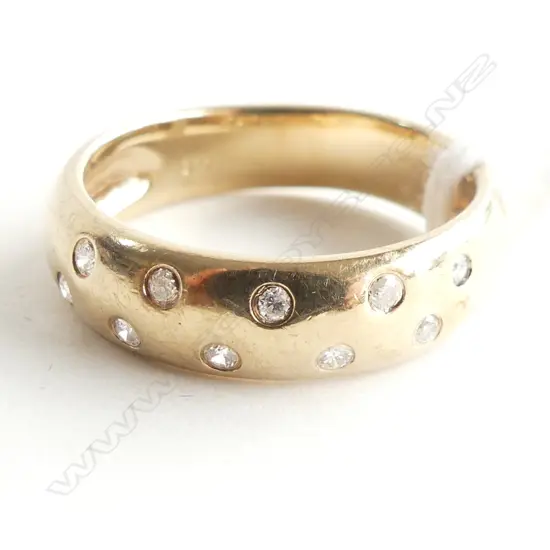 9CT GOLD DIAMOND SET WEDDING BAND 4GMS SIZE Q