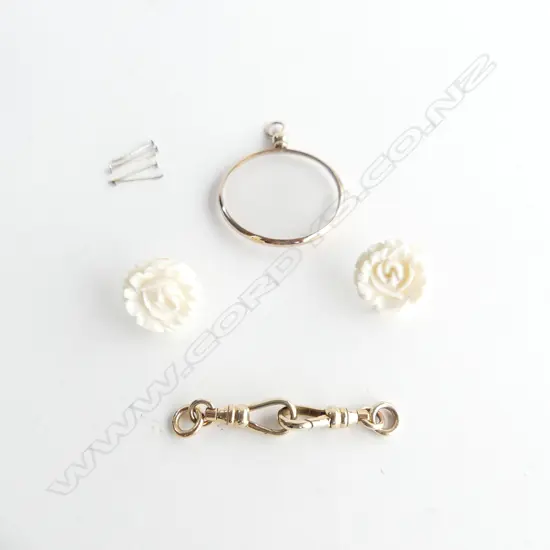 2 9CT GOLD FOB CATCHES & 9CT GOLD & GLASS FOB + PR FLORAL EARRINGS + 9CT GOLD POSTS  9.90GMS