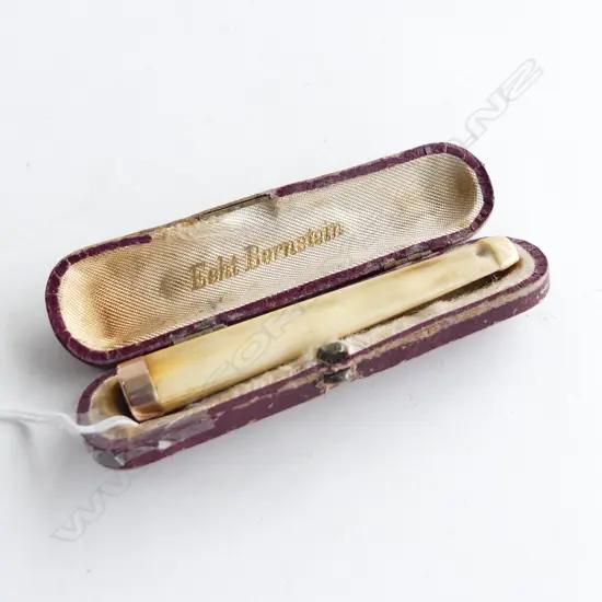 9CT GOLD & IVORY CIGARETTE HOLDER IN CASE, BIRMINGHAM 1903, L 80MM