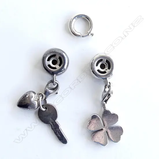 TWO THOMAS SABO STG SILVER CHARMS + TIFFANY & CO SILVER CATCH