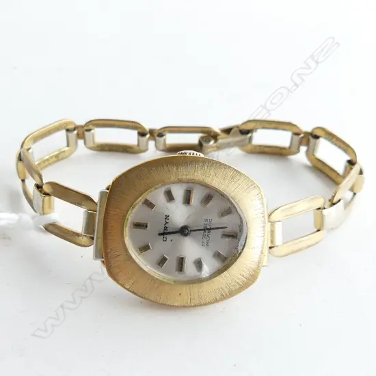 RETRO GOLD PLATED LADIES WATCH, RUNNING 