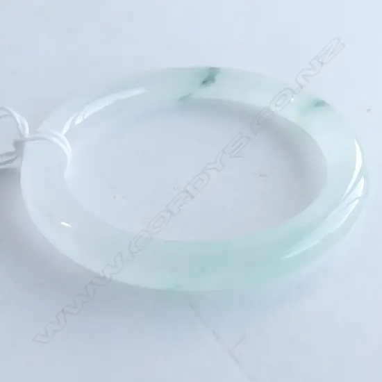PALE JADE BANGLE 50mm int. dia.