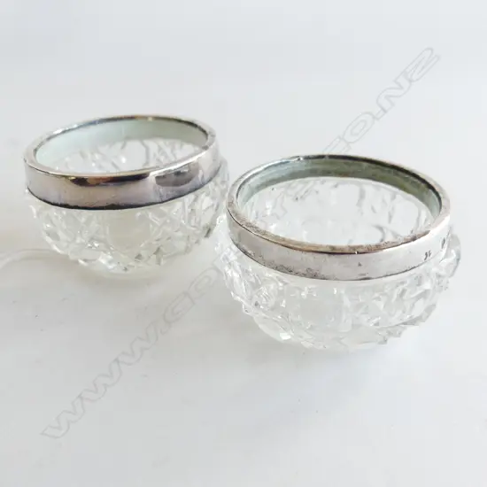 PAIR CRYSTAL SILVER RIMMED SALTS