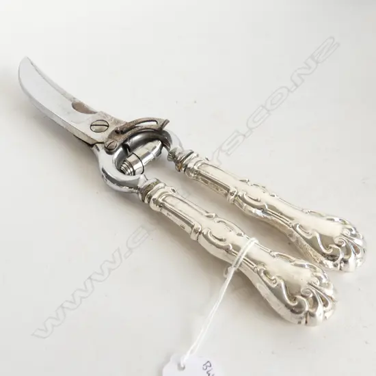 S/SILVER HANDLED  CHICKEN  SECATEURS