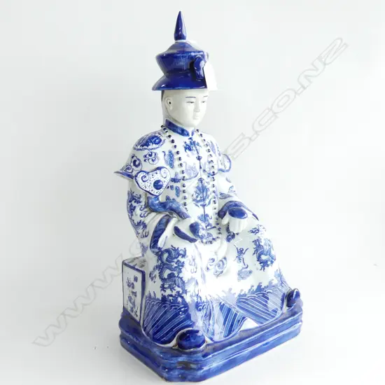 CHINESE PORCELAIN Blue & white SEATED IMPERIAL FIGURE H.435mm