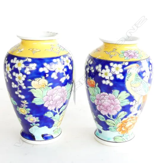 PR JAPANESE VASES; BLUE GROUND H.155mm