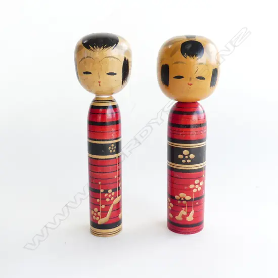 TWO 1960'S JAPANESE WOODEN KOKESHI DOLLS H.180MM