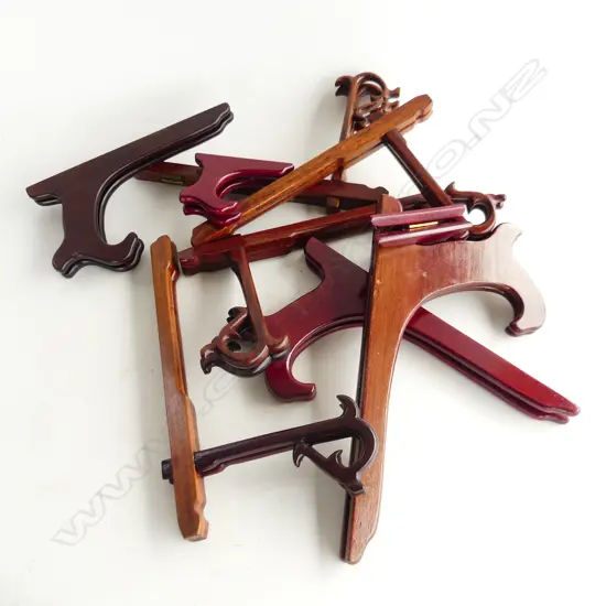 9 ROSEWOOD ORIENTAL PLATE STANDS H.255mm