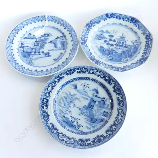 3 ANTIQUE CHINESE EXPORT B/W PLATES (ALL REPAIRED) 235mm dia