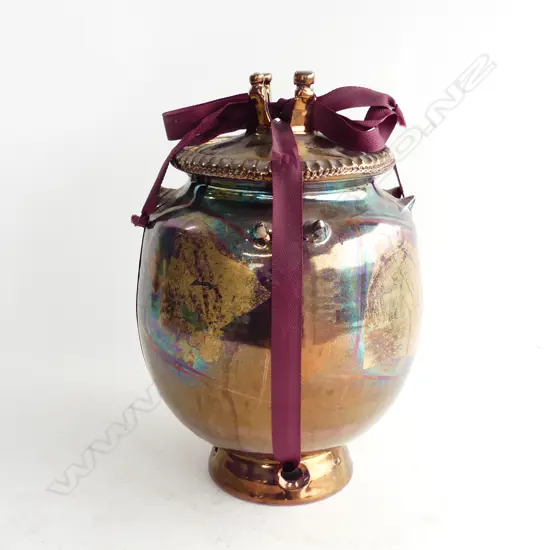 LGE LUSTRE GLAZED & GOLD LEAF URN WITH LID,TIED W RIBBON. H.280MM DIA 180MM