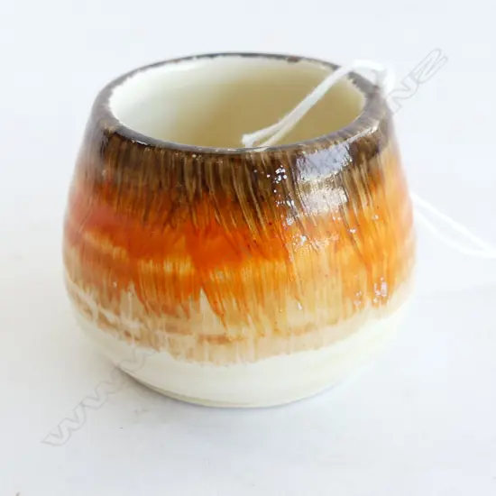CLARICE CLIFF ORANGE & BROWN SALT POT H70MM