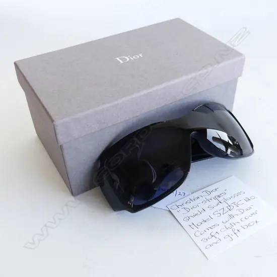 MINT & BOXED CHRISTIAN DIOR DIOR STRIPES SHIELD SUN GLASSES MODEL SZDTC120 CLOTH COVER