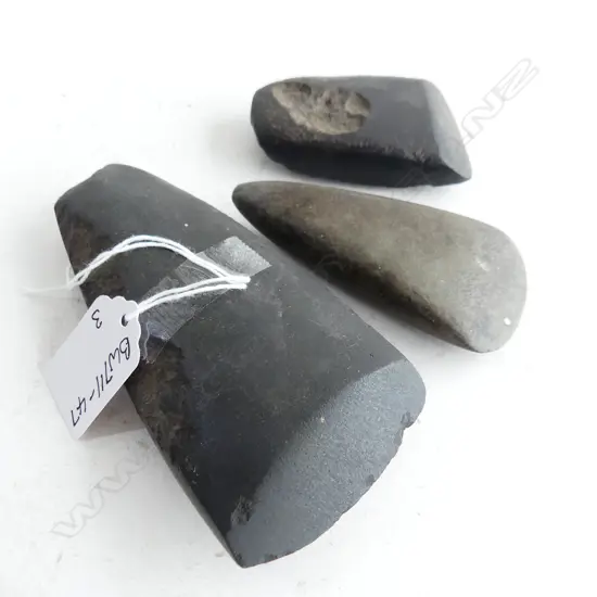 3 PACIFIC STONE ADZES. LONGEST 125mm
