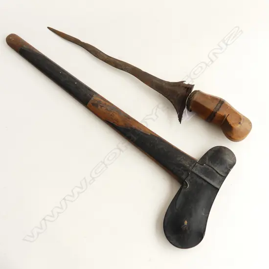 INDONESIAN KRIS WOOD HANDLE L640MM