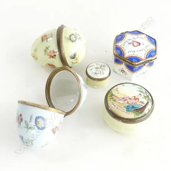 4 HALCYON DAYS ENAMEL CONTAINERS; PR EGGS H.60mm, 2 OTHER (1 MINOR DAMAGE) + 1 OTHER
